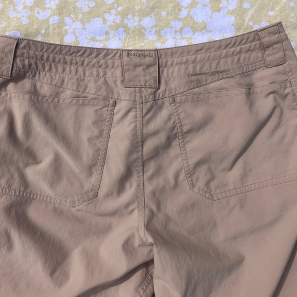 Patagonia Women’s Size 8 Convertible Hiking Pants – Zip-Off Shorts - Picture 6 of 7